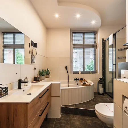 Rentplanet - Bukowska Apartamento